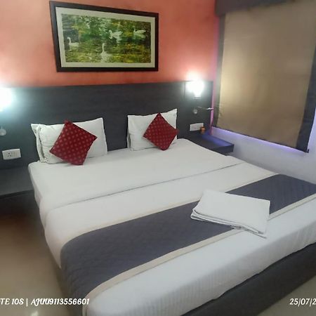 Stayeasy Tiruvanmiyur Csennai Kültér fotó