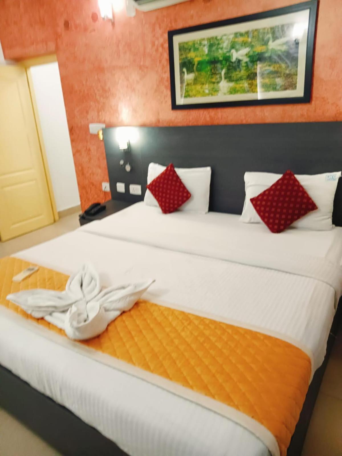 Stayeasy Tiruvanmiyur Csennai Kültér fotó